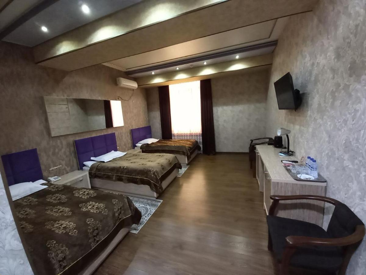 Edem Plaza Hotel Buchara Buitenkant foto
